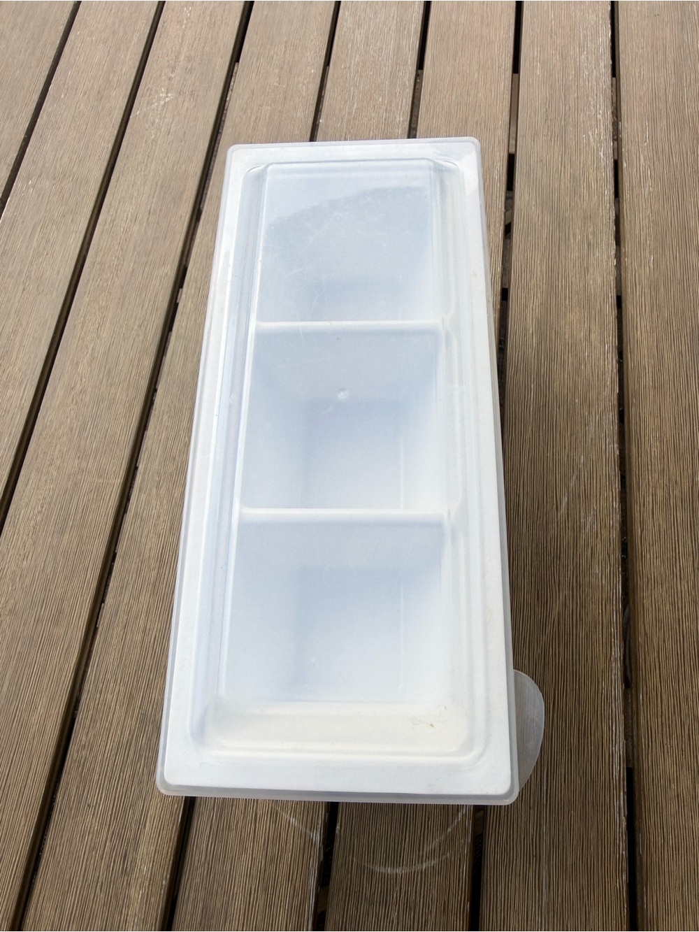 3-Compartment Chilled Condiment Serving Tray With Lid and Ice Reservoir